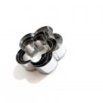 کاتر فلزی طرح گل 5پر کد A0013 - Image 2